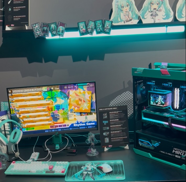 ASUS : on a vu l'énorme RTX 5090 et la nouvelle manette Xbox, une tuerie