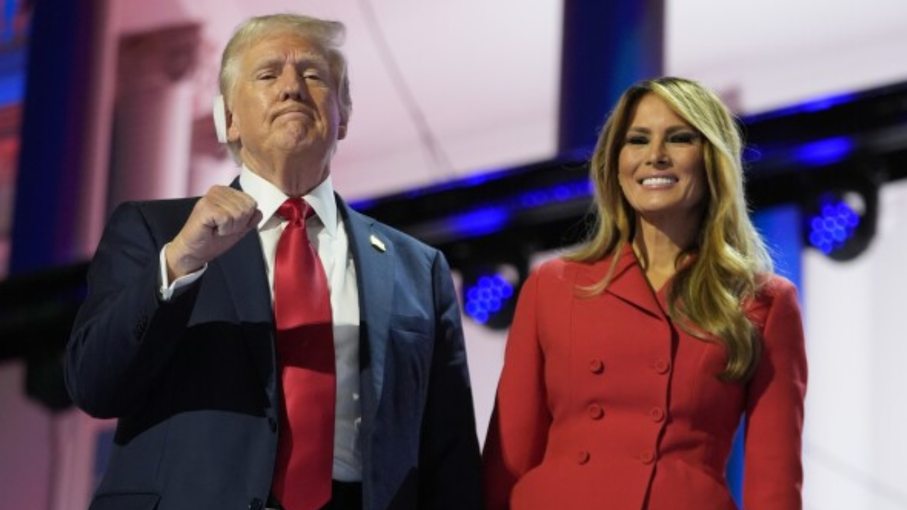 Did Melania Trump Use Autopen To Sign Putin's Letter? Here's What We