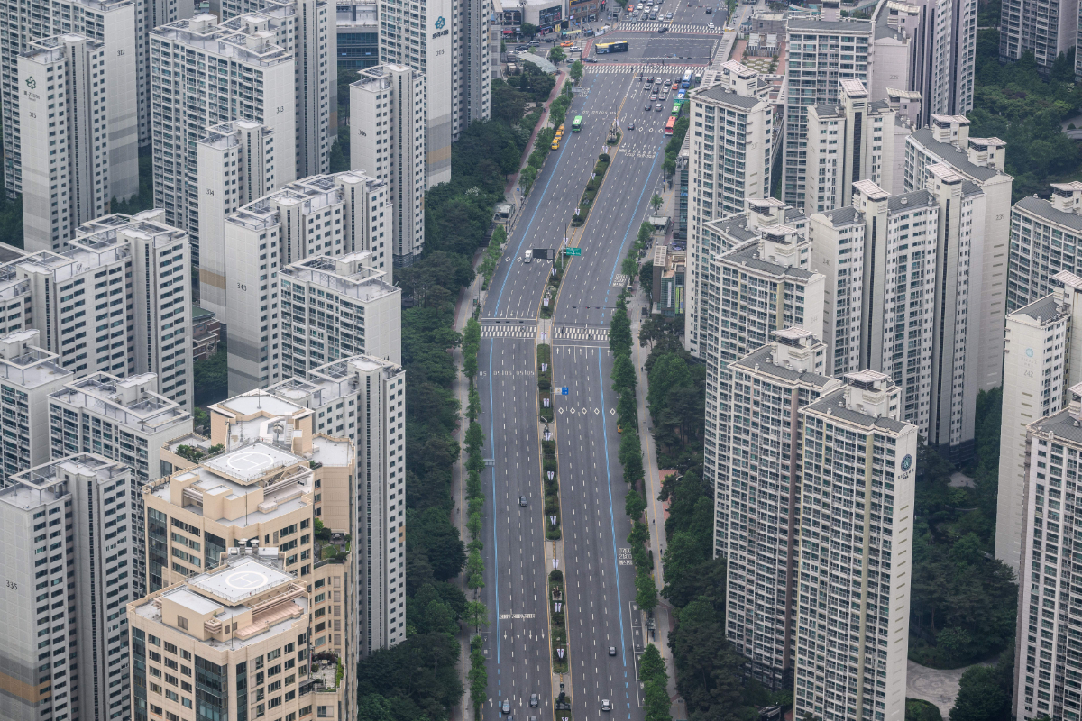 Orang Amerika membeli hampir setengah apartemen yang dimiliki asing di Seoul