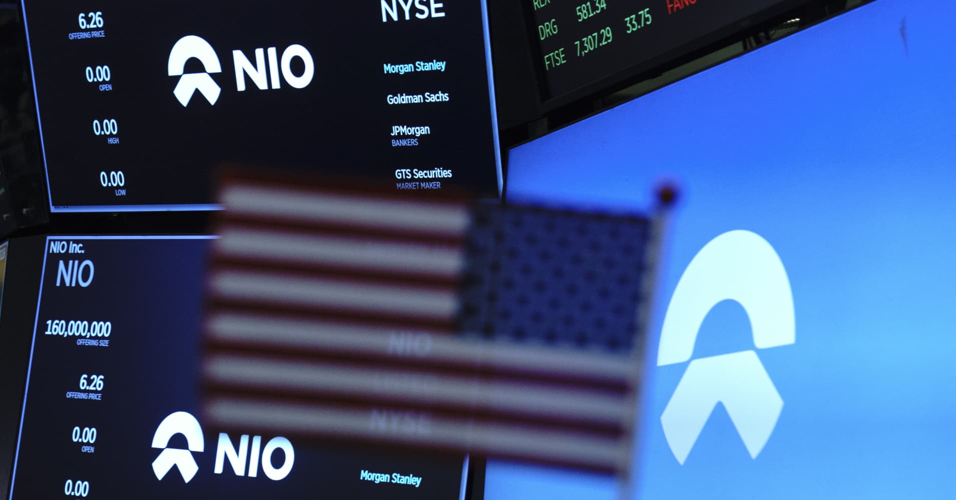 Nio shares surge over 14%, extending gains for seventh session
