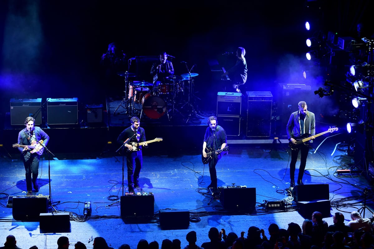 The Maccabees fans hail 'best show ever' as band make triumphant All