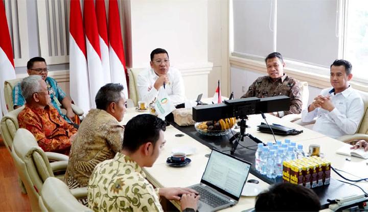Pemerintah Beli Gula Petani untuk Jaga Harga Minimum