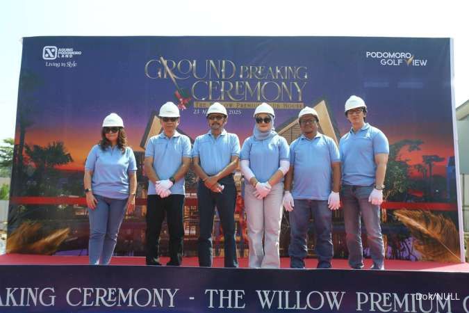 Klub House Mewah APLN di Kawasan Podomoro Golf View