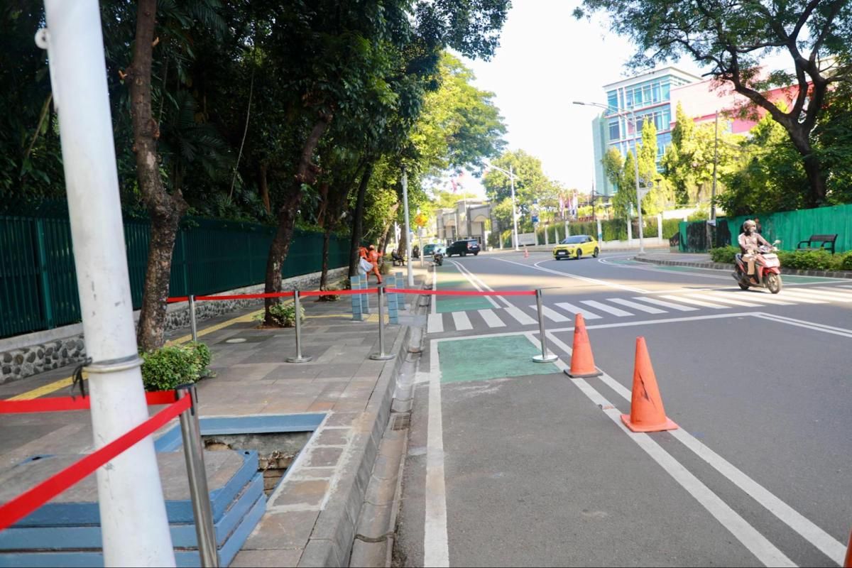Kabel Kusut Jakarta Ditata Rapi di Bawah Tanah