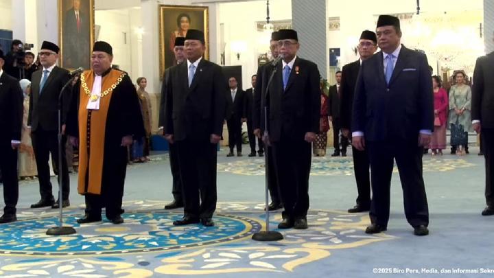 Pemberian Tanda Jasa ke Puan dan Dasco di Tengah Demo DPR Dinilai Kontradiktif