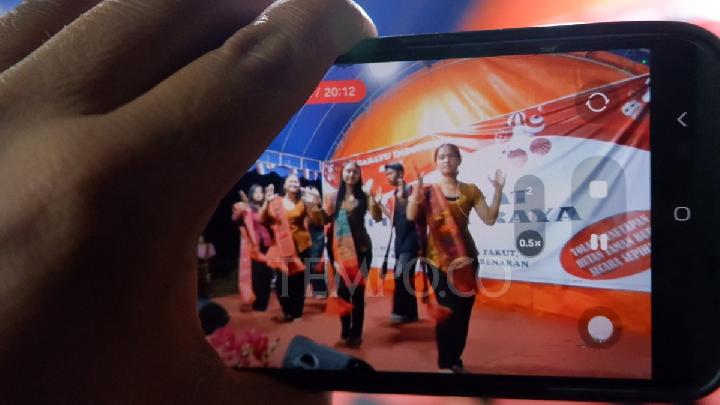 Warga Rempang Gelar Pesta Rakyat, Tolak PSN