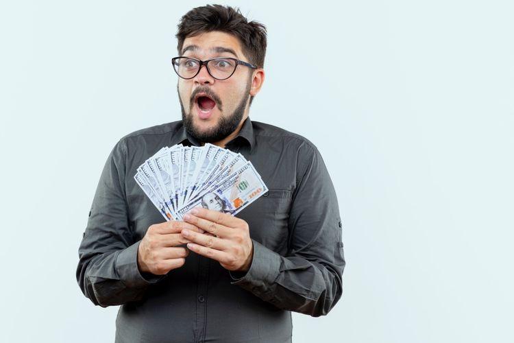 Segera Tiba, 8 Zodiak yang Dikabarkan Dapat Rezeki Besar di September 2025
