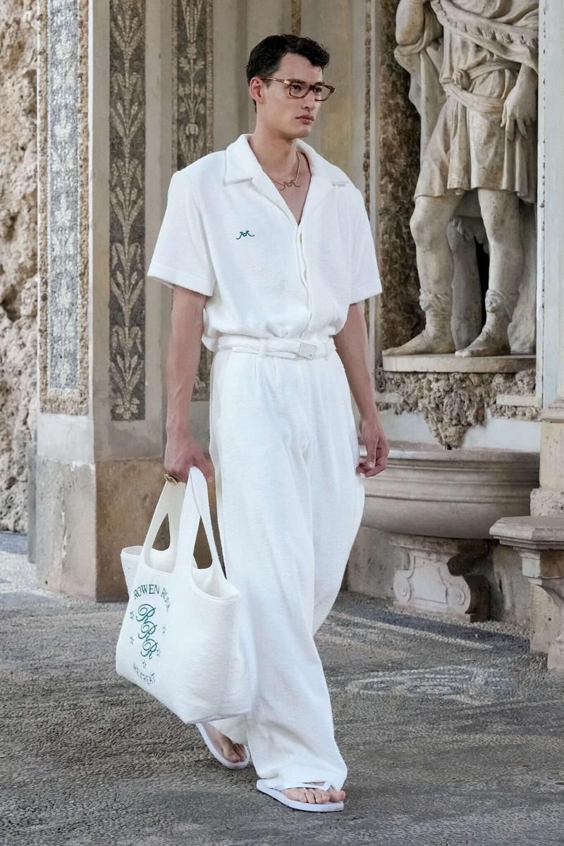 12 Koleksi Rowen Rose S/S 26 di Milan Fashion Week, Spektakuler!