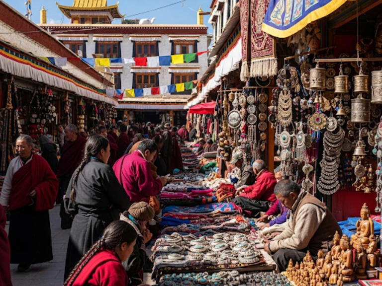 5 Dehradun Shopping Streets Locals Don’t Want Tourists To Know About