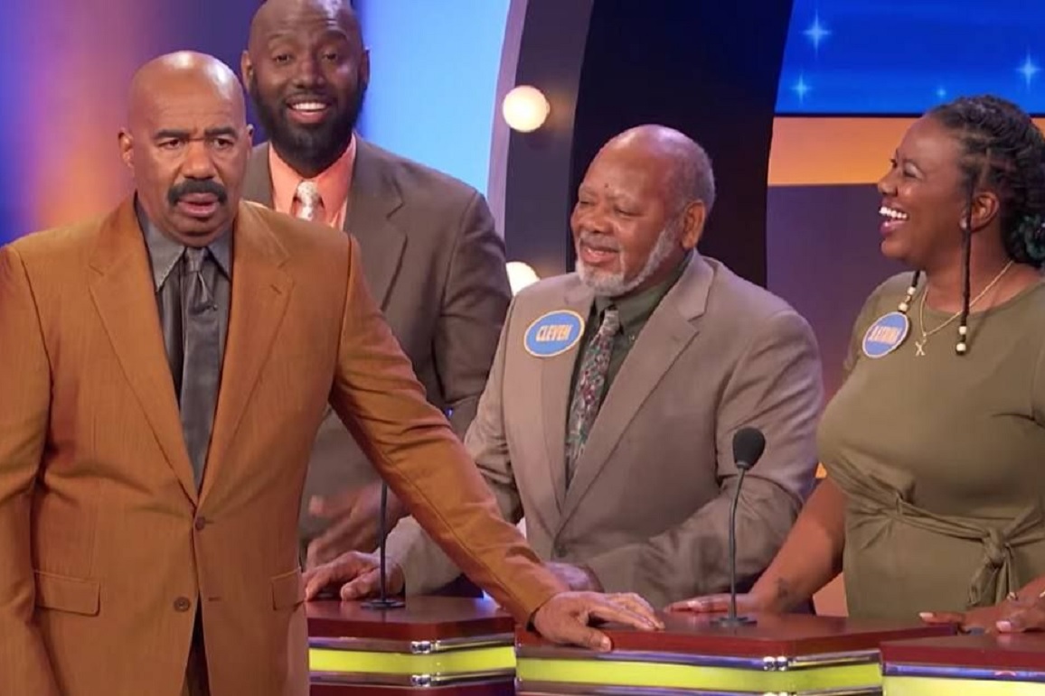 Steve Harvey Stunned By “Family Feud” Contestant’s Dark Answer To How