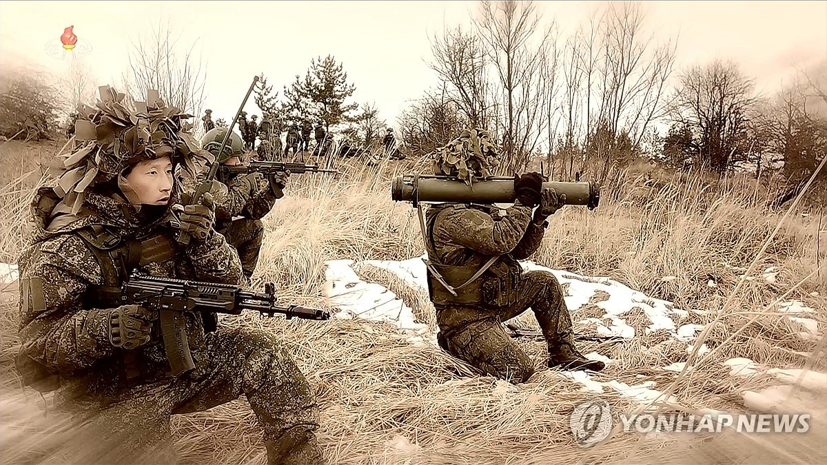 Soldats nord-coréens au front