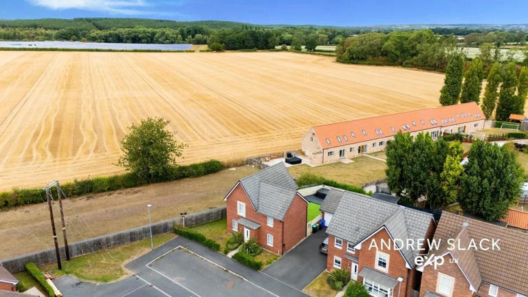 working-from-home-9-properties-currently-on-the-market-in-mansfield