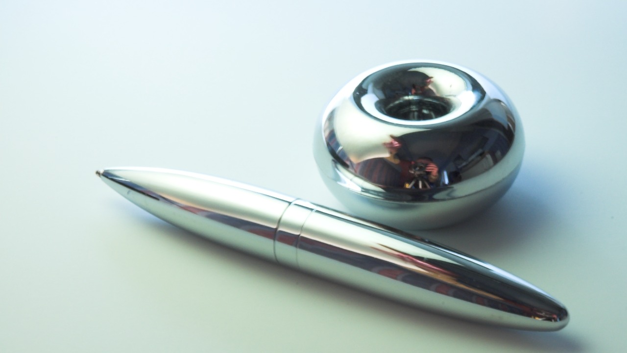 Engineers create pen that never runs out of ink