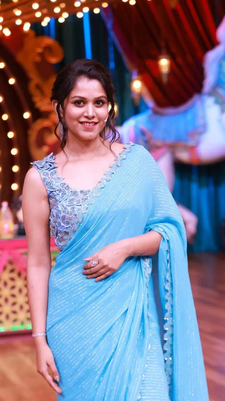 Bigg Boss Telugu fame Yashmi Gowda's beautiful looks