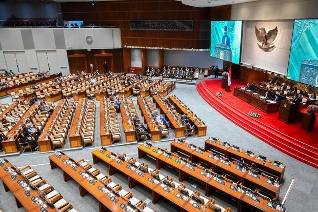 DPR dan Pemerintah Sepakat Usulkan Revisi UU BUMN ke Paripurna