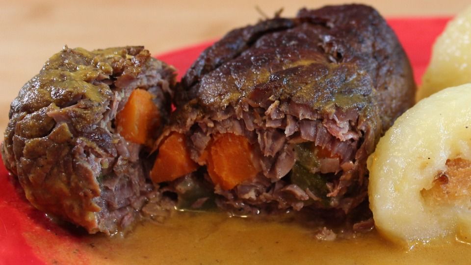 Klassische Rinderrouladen: Das Rezept zum selber machen
