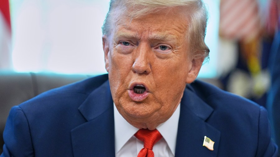 Trump-driven clashes pave way for GOP's congressional comeback