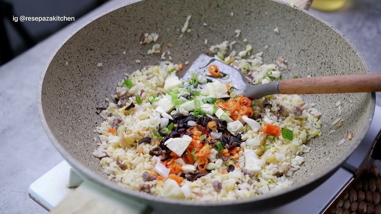 Bikin Nasi Goreng Pake Resep Chef Hotel ! bener bener enak dan layak jual