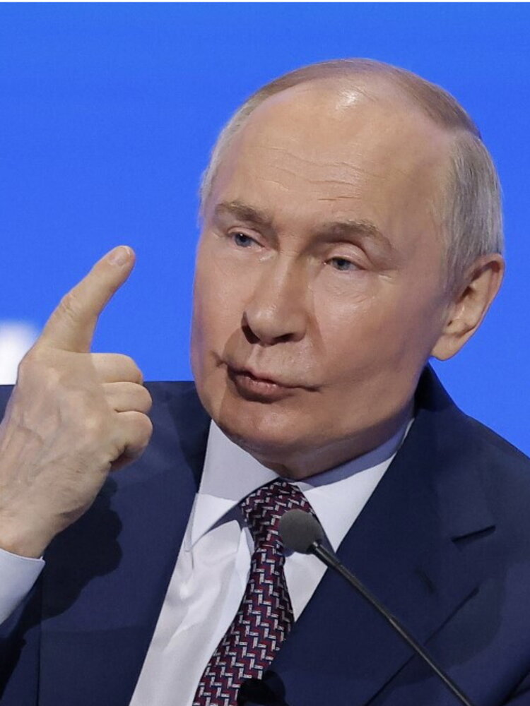 Putin: "Mai contrari all'adesione dell'Ucraina alla Ue". Il veto rimane sulla Nato: "Inaccettabile"