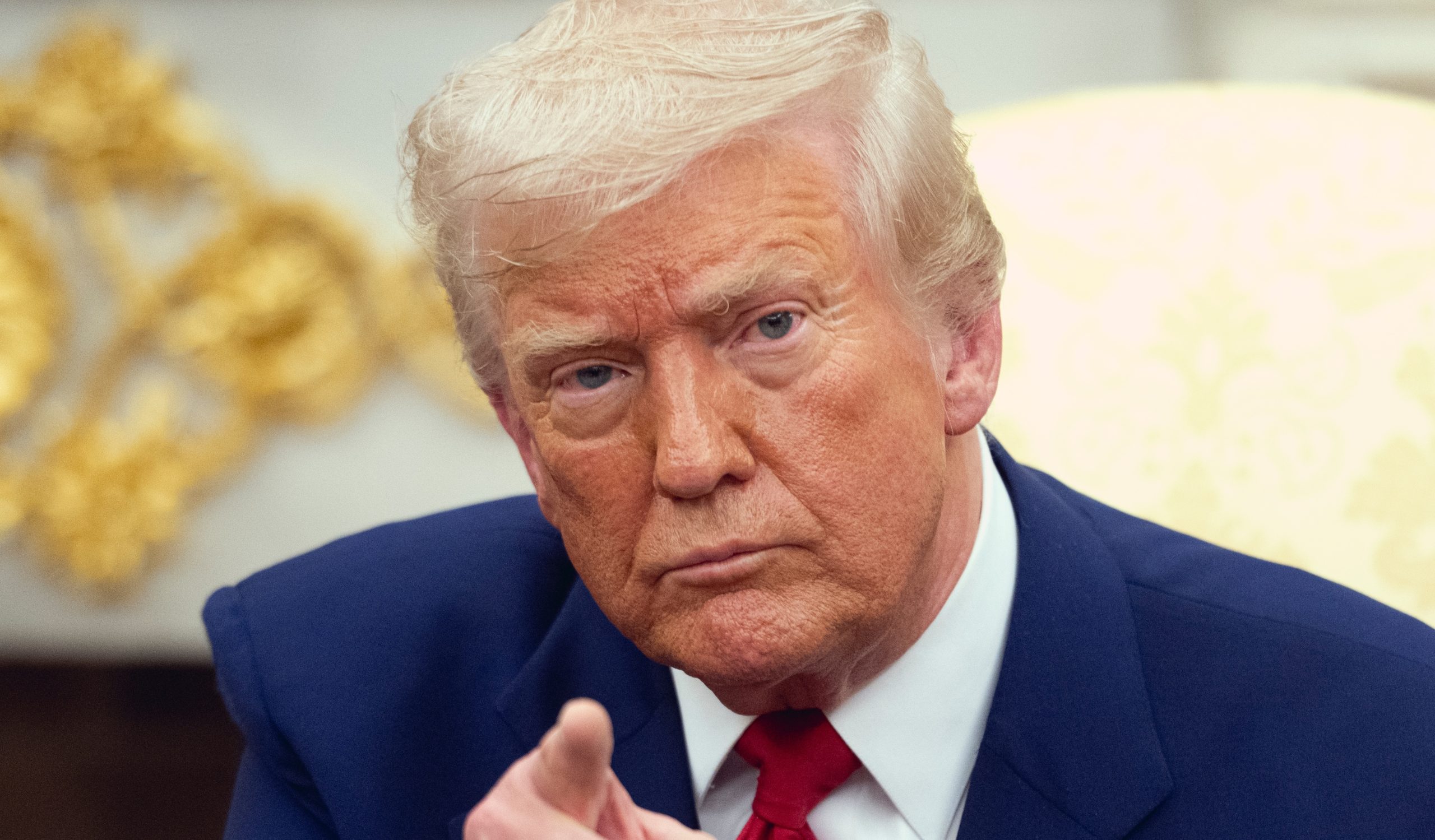 LIRE LA SUITESANT DE TRUMP ENTRE RUMEURS PERSISTANTES ET visual data 6