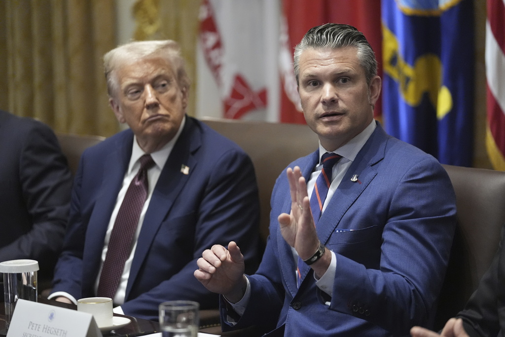 Trump reportedly demanded DOJ probe leaks from Hegseth’s Pentagon