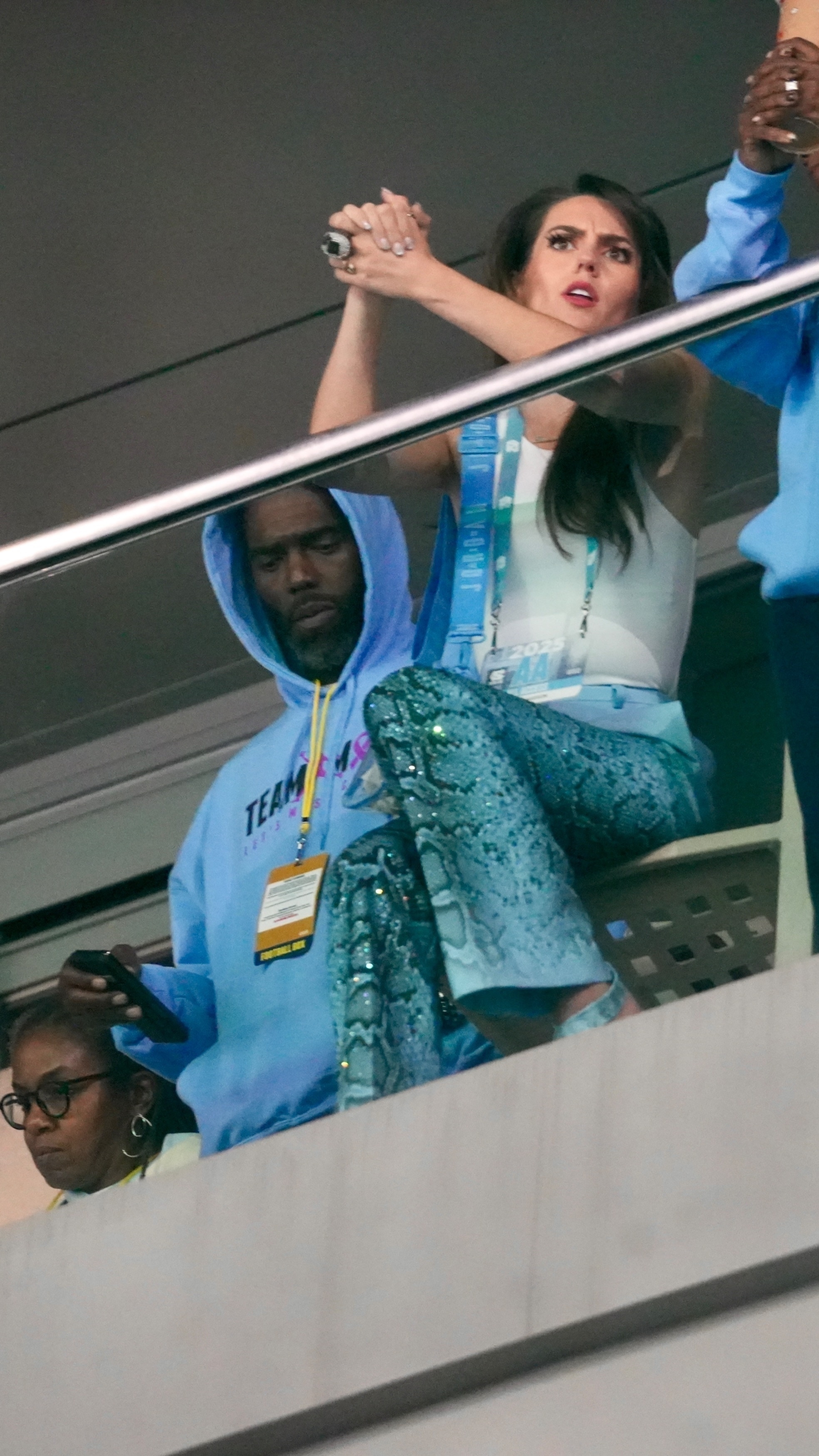 Jordon Hudson supports boyfriend Bill Belichick at UNC football debut