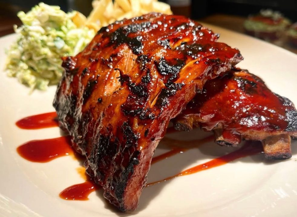 7. Houston's Knife & Fork Barbeque Ribs