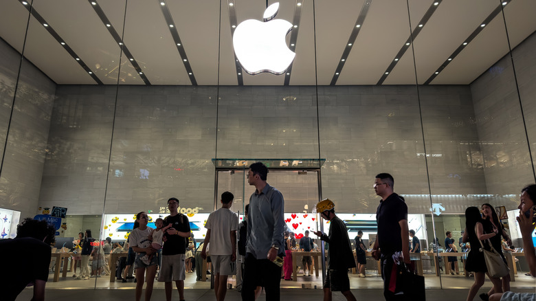 Foldable iPhone's Touch ID Sensor Won't Go Under The Display, Insider Says