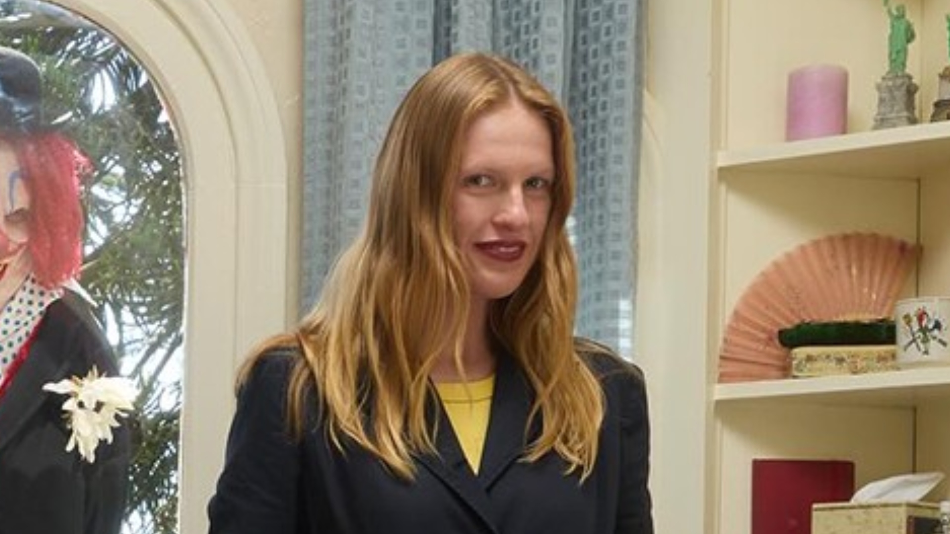 “I’ll never be the cool girl”: This singer is transparent