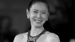 Son Ye Jin Debut di Festival Film Venesia, Dapat Standing Ovation