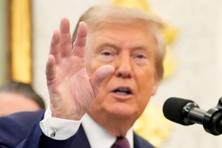 Imagem mostra presidente dos EUA, Donald Trump, durante um evento na Casa Branca Foto: Mark Schiefelbein/AP