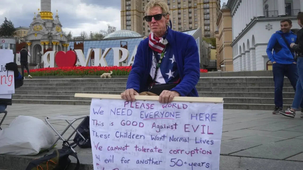 Ryan Routh Update: Trump Assassination Attempt Suspect To Represent ...
