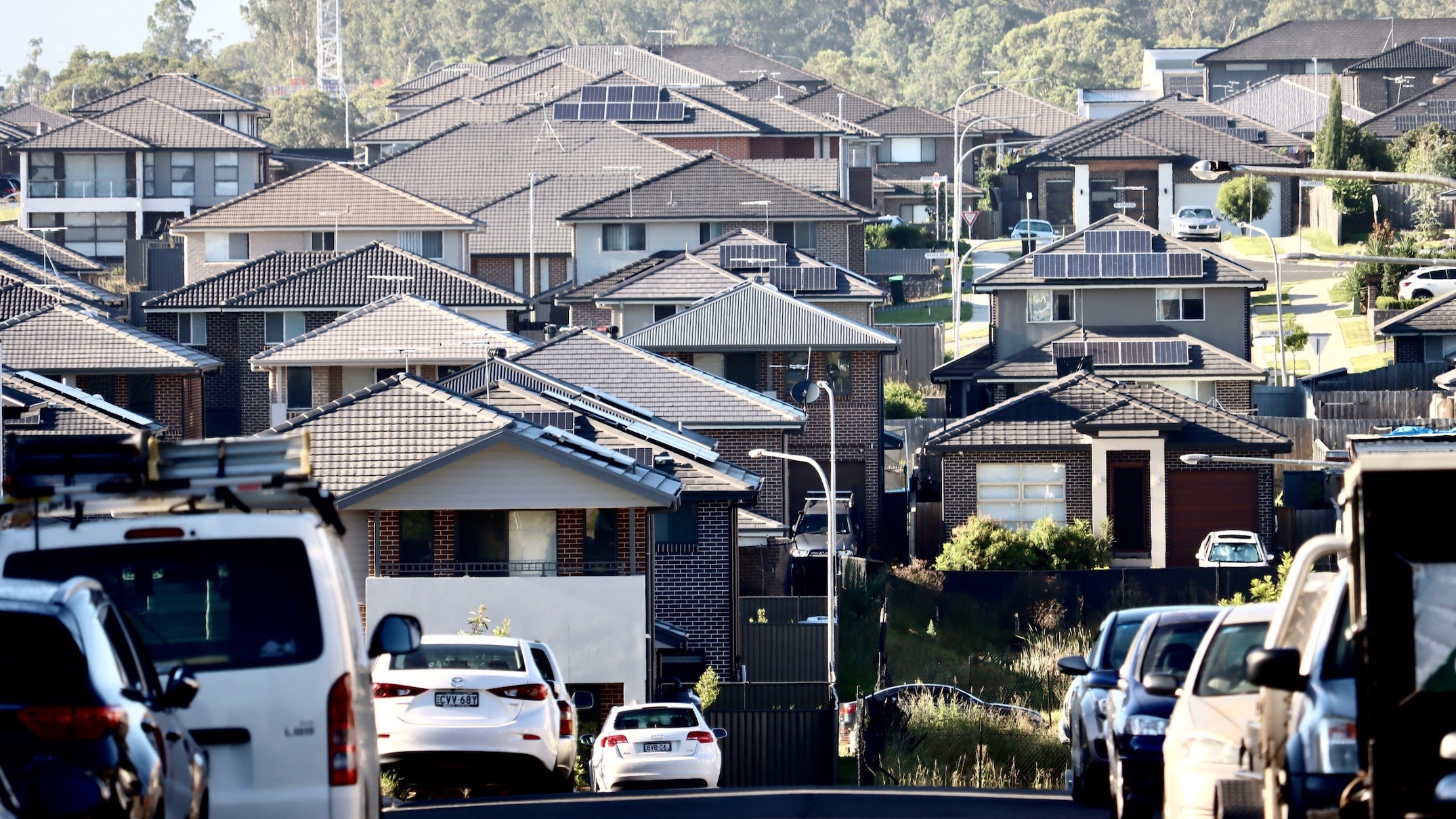 Australia's property market enters downturn as prices fall for first time since 2022