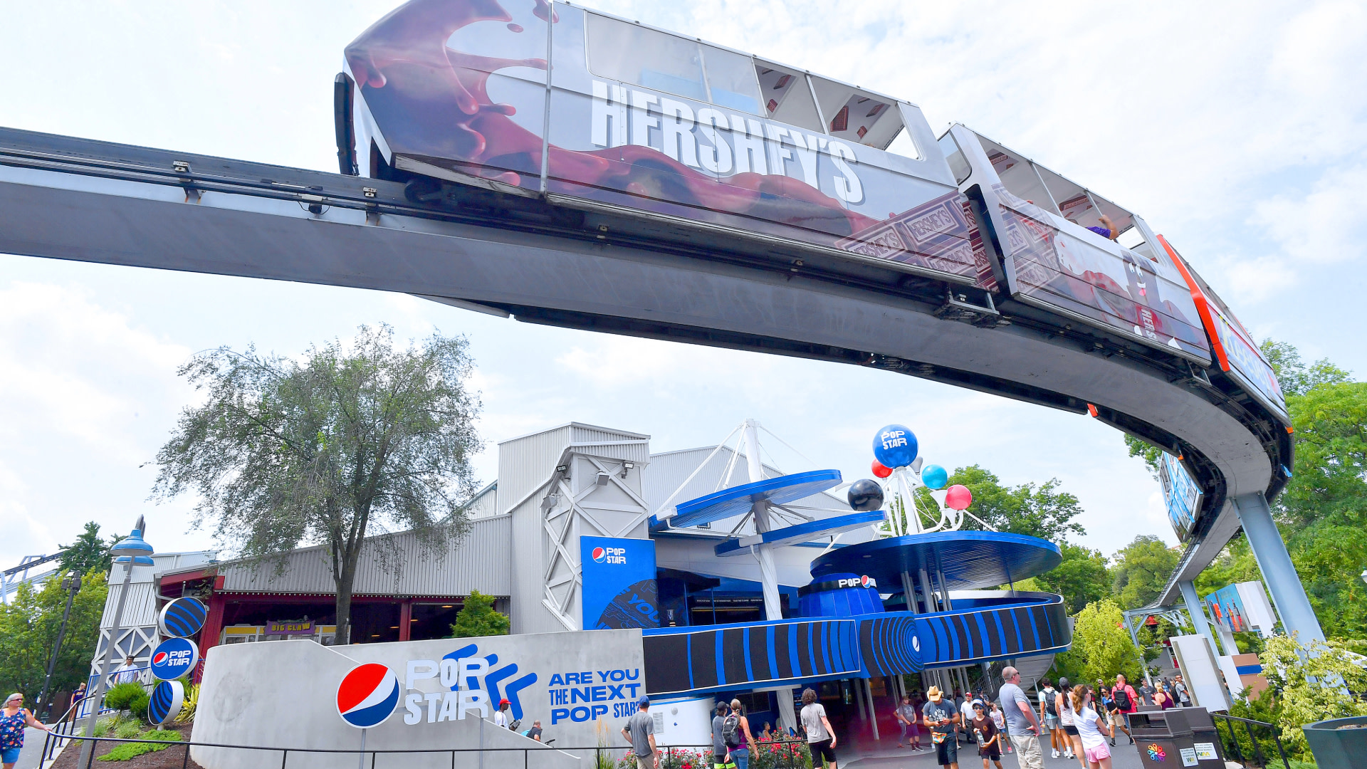 Man Who Rescued Young Boy Walking on Hersheypark MonoRail Speaks Out