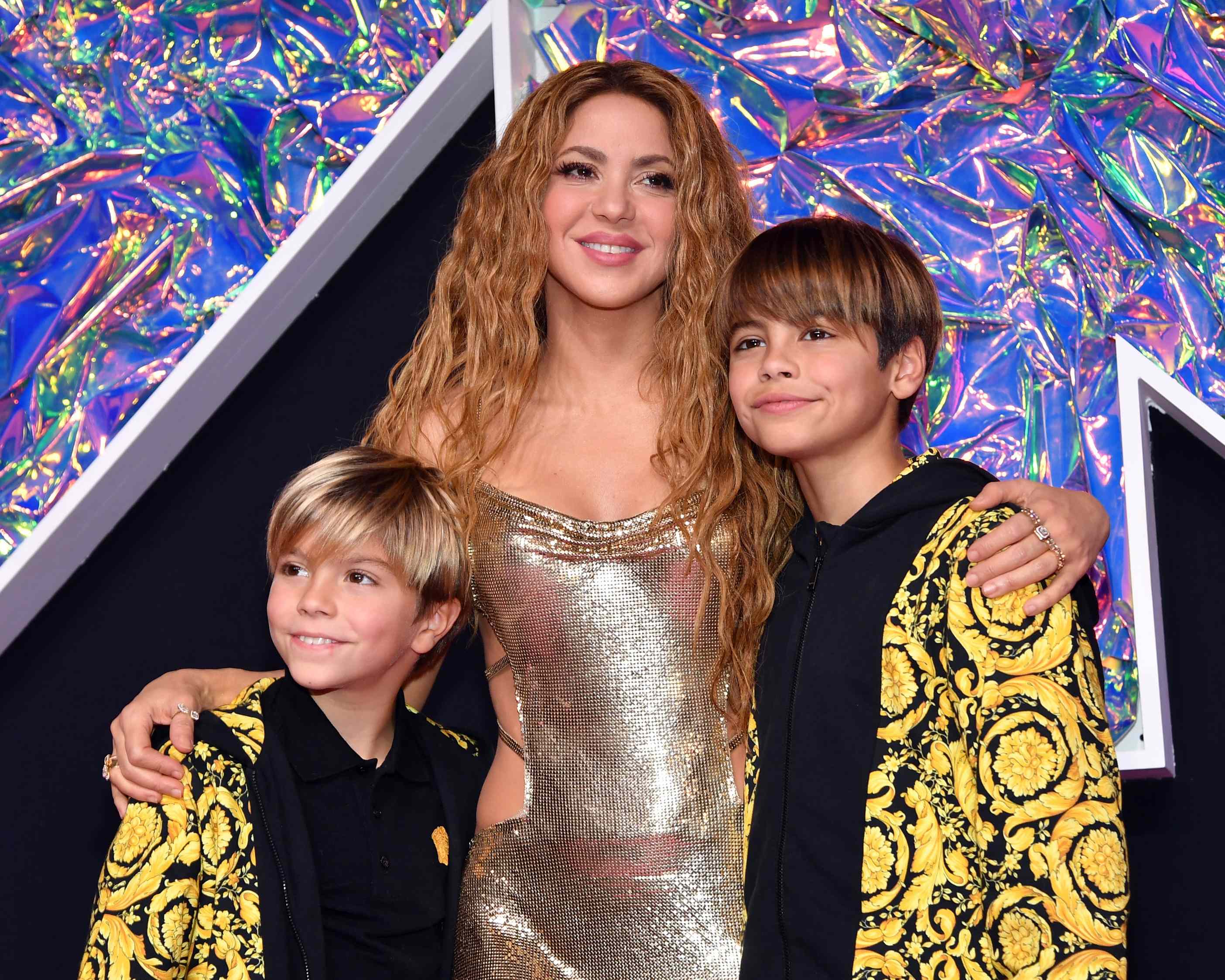 all-about-shakira-s-two-sons-milan-and-sasha-both-of-whom-share-her