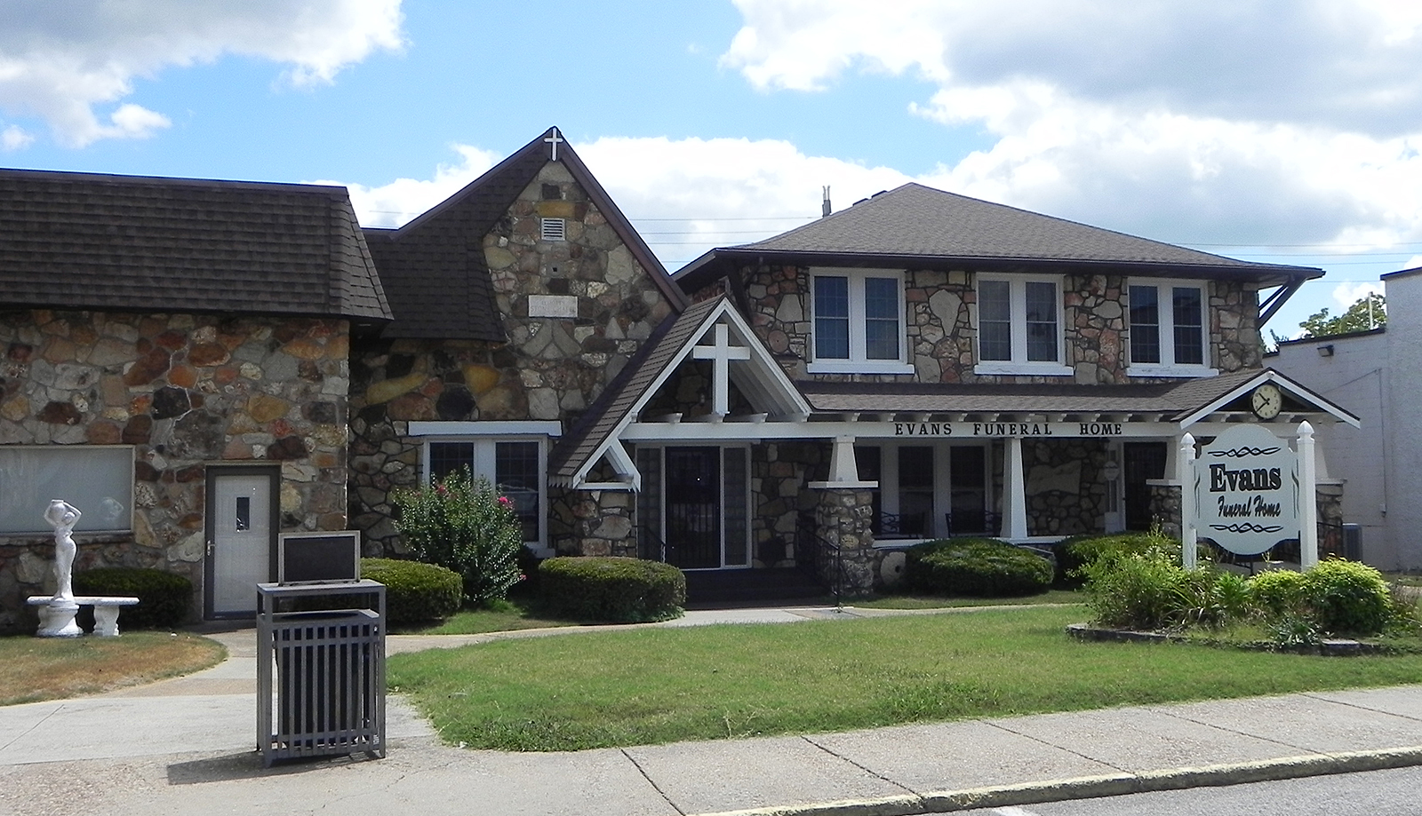 Funeral home in Houston to celebrate 100th anniversary