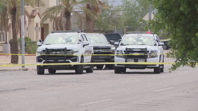 2 officers injured after shots fired while serving search warrant in ...