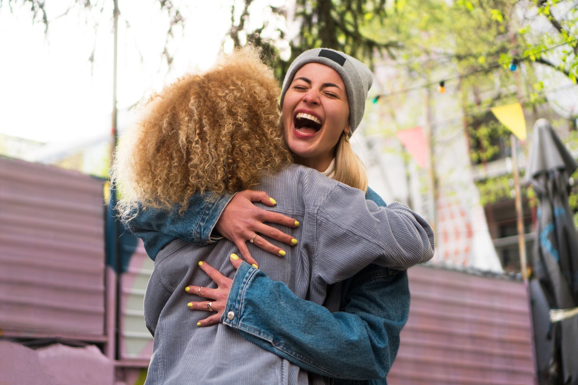 Psychologie: 6 Freiheiten, die du erst entdeckst, wenn du (fast) keine Freunde mehr hast