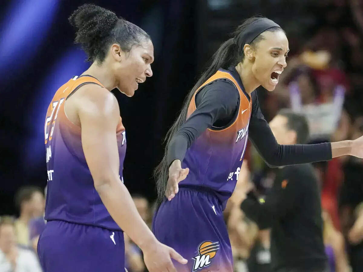 Alyssa Thomas and DeWanna Bonner shine in Mercury's win over Fever