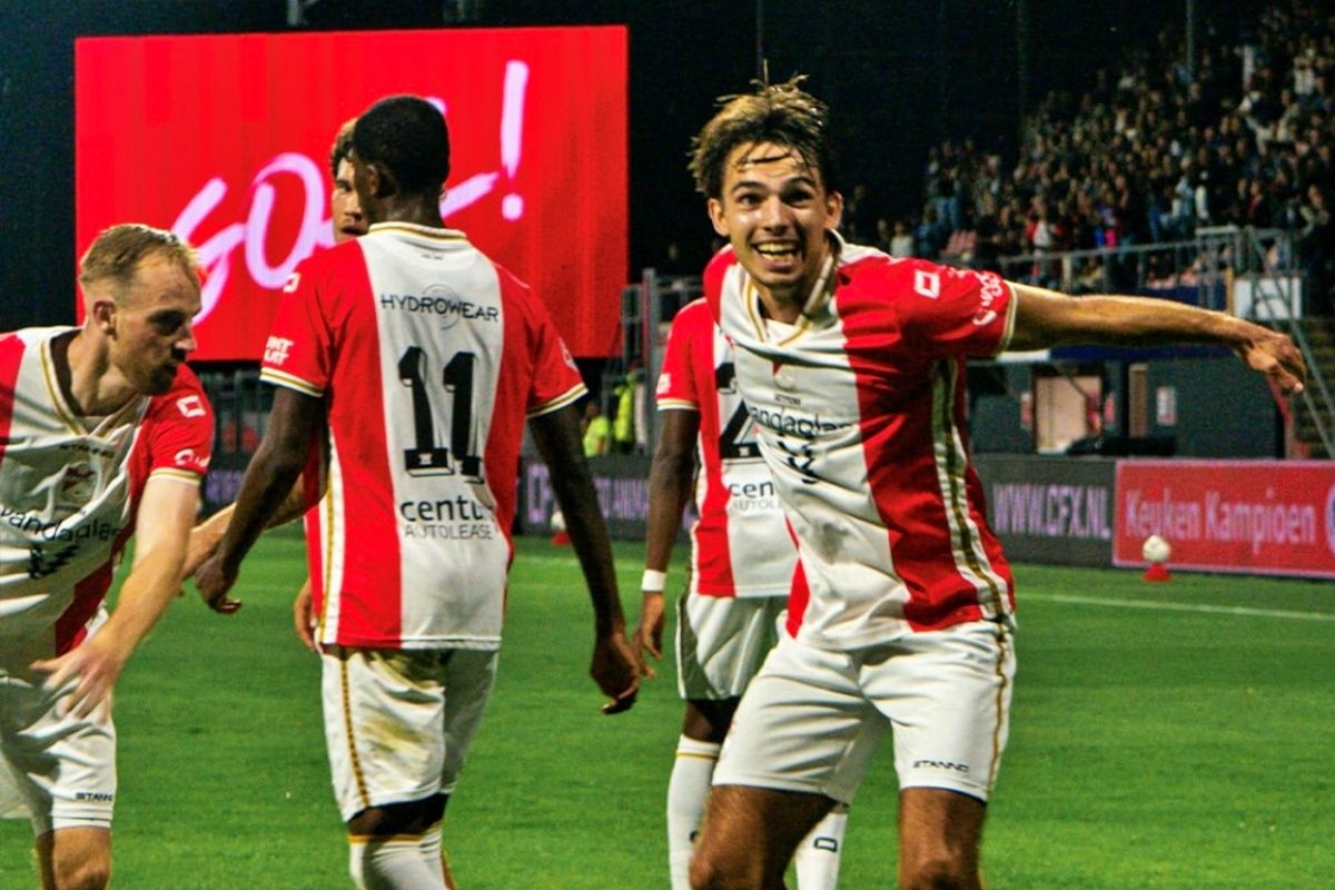 Tim Geypens Beraksi 59 Menit Bersama FC Emmen Lawan VVV-Venlo