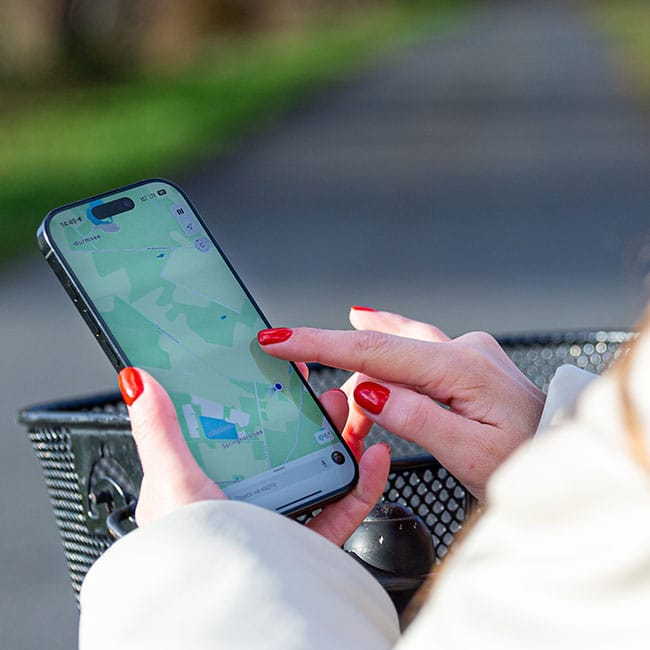 Image showcasing 4 Apps You Should Disable Location Tracking From Immediately