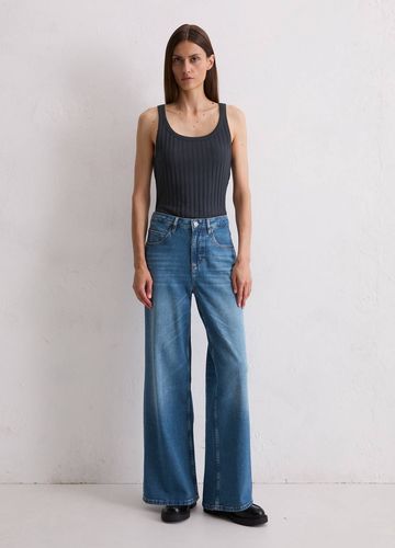 Herbst-Trend 2025: Die 70s-Jeans von Marc O’Polo