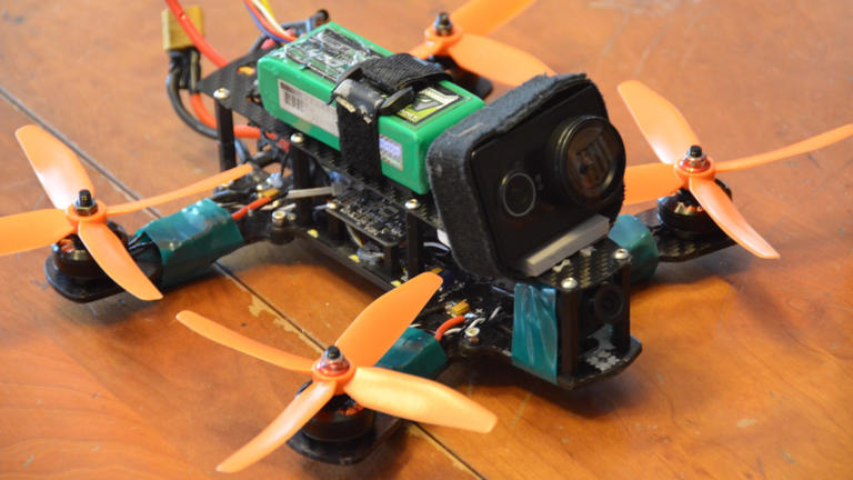fpv-drone-racing-robots-beat-human-champions-pilotless-victory