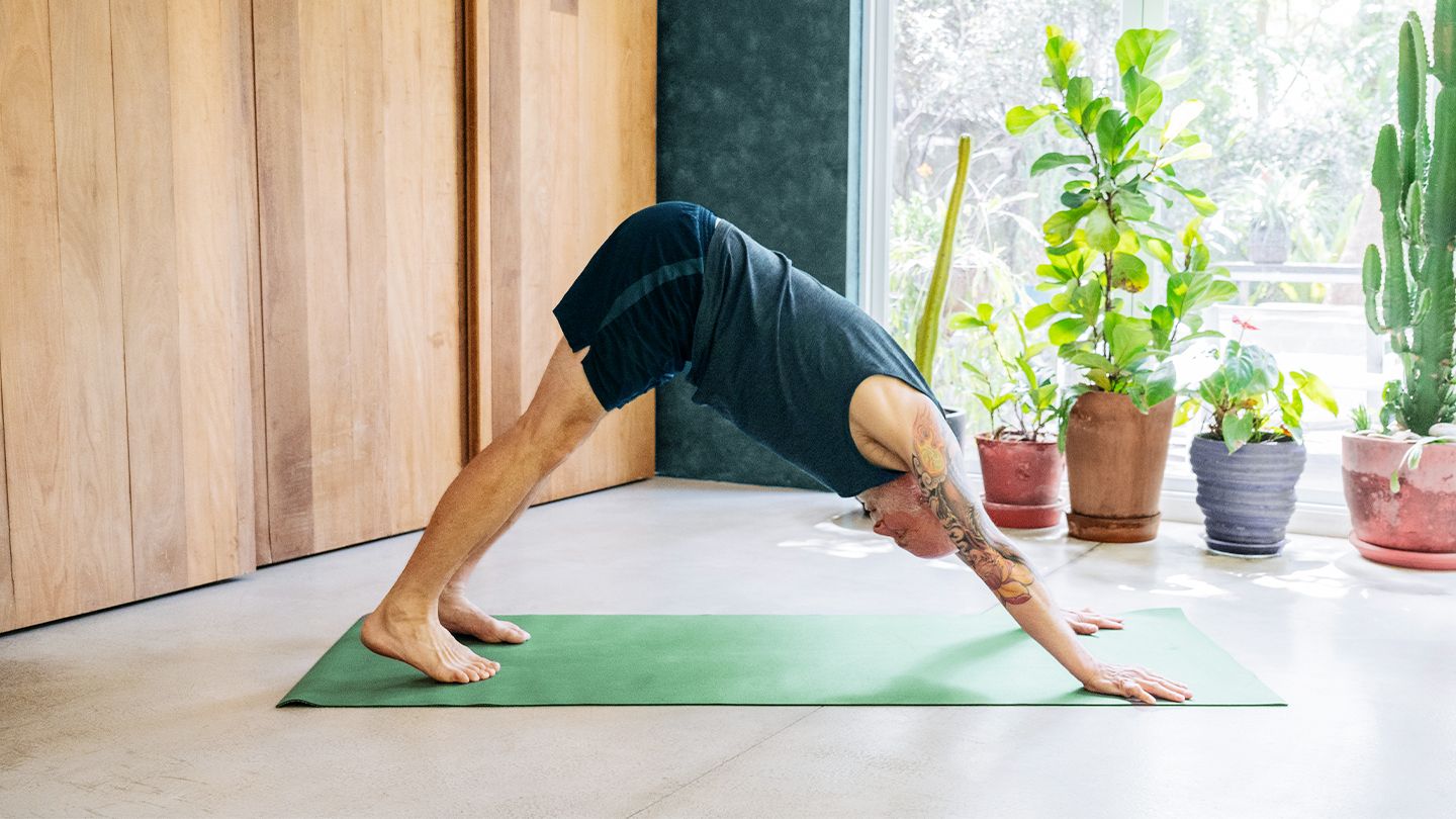 The Best Total-Body Stretches for Healthy Aging