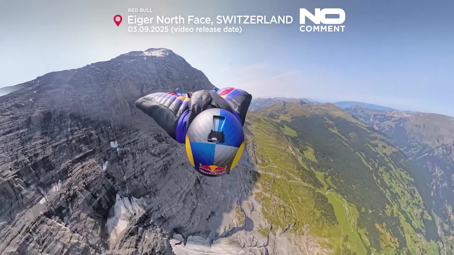El récord de 347 km/h de Peter Salzmann en traje aéreo, mostrado en ...