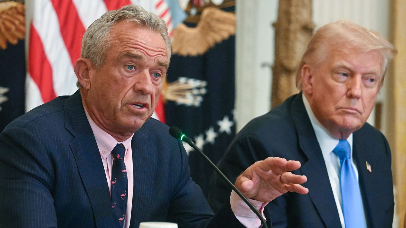 More than 1,000 HHS workers demand RFK Jr. resign in new letter