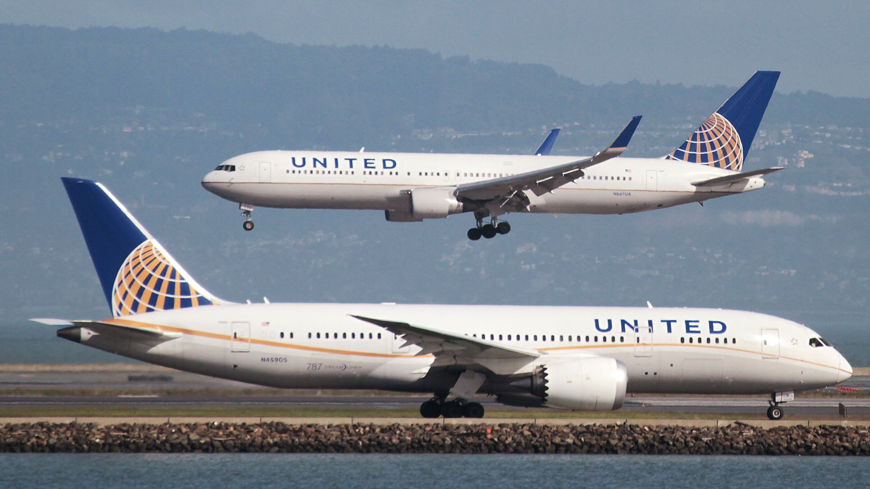 Two United Airlines Jets Collide on Tarmac in San Francisco