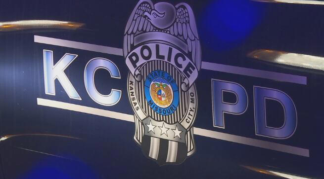 Police: Driver dead after high-speed crash in Kansas City