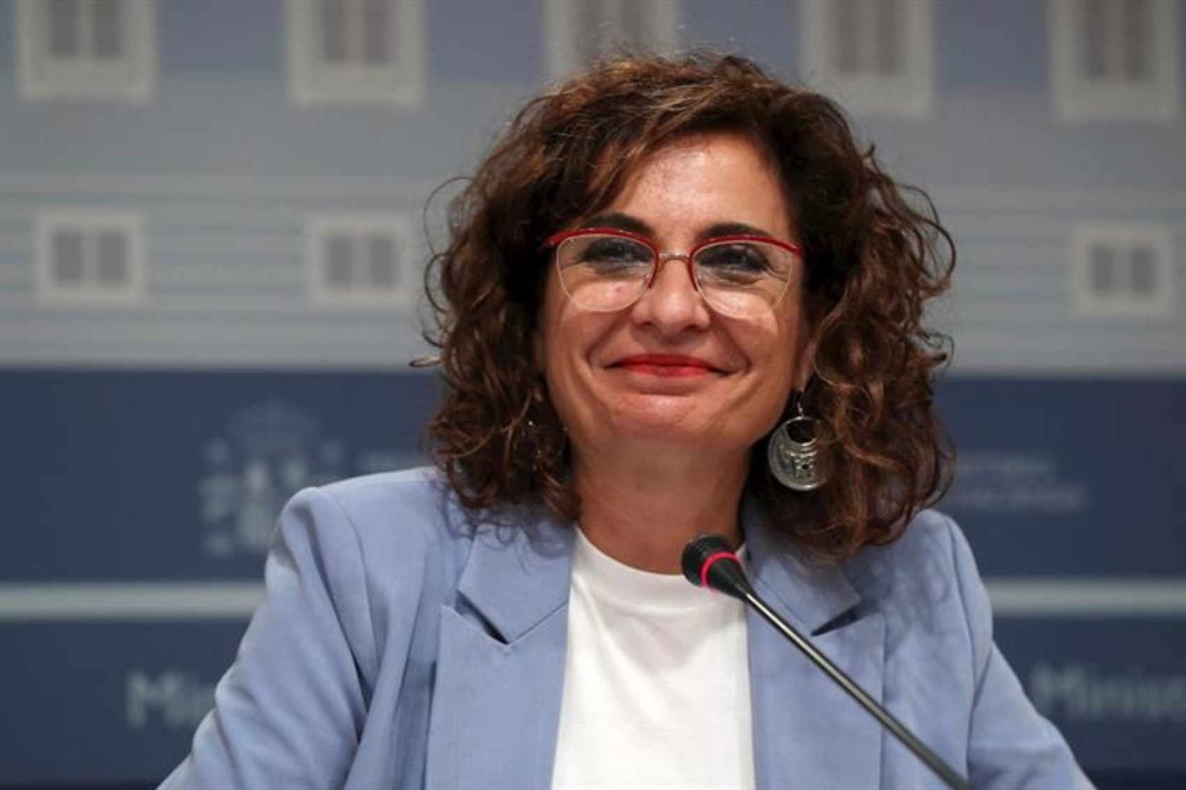 El Gobierno rebaja el IVA de la energía al 10% y activa ayudas por la ...