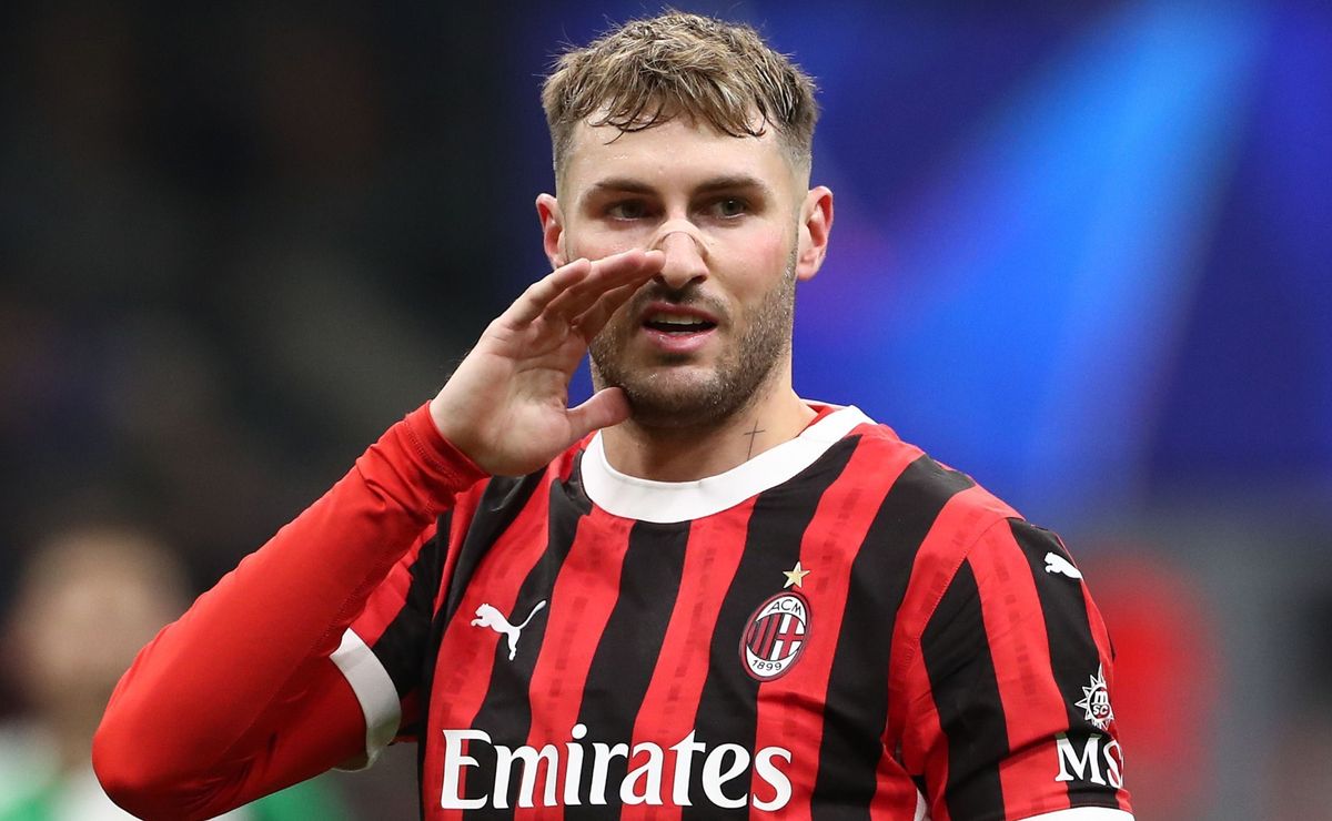 Transfer saga fallout: Santiago Gimenez’s father loses cool with